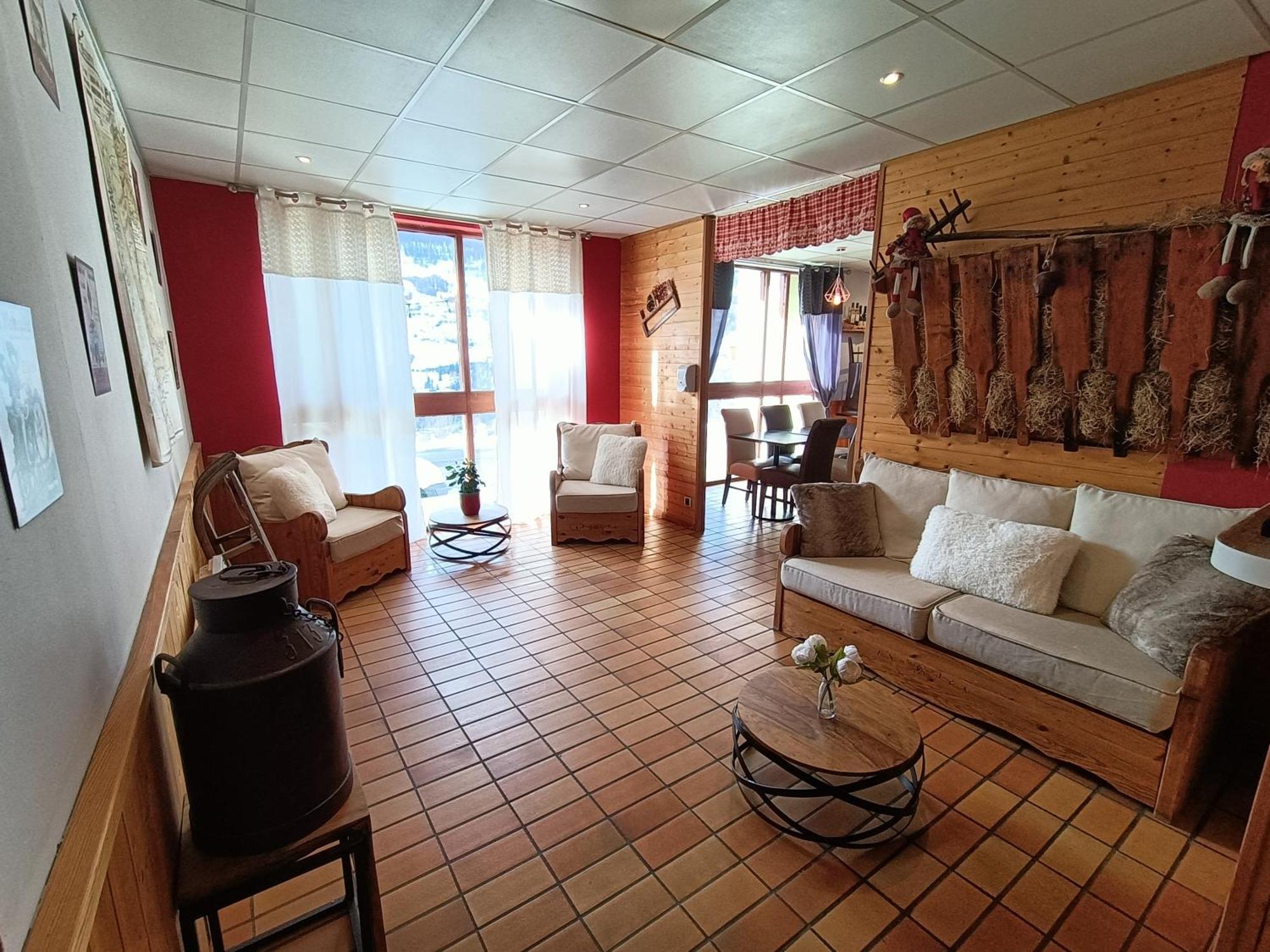 Hotel Plein Soleil Ла-Фу Экстерьер фото